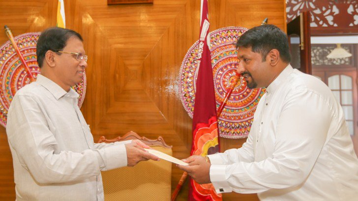 SMODSriLanka's tweet photo. Hon. @RWijewardene was re-appointed as the State Minister of Defence on 21st of December.
#SMoDSL #MOD #lka #SriLanka https://t.co/AeFIs6KVXP
