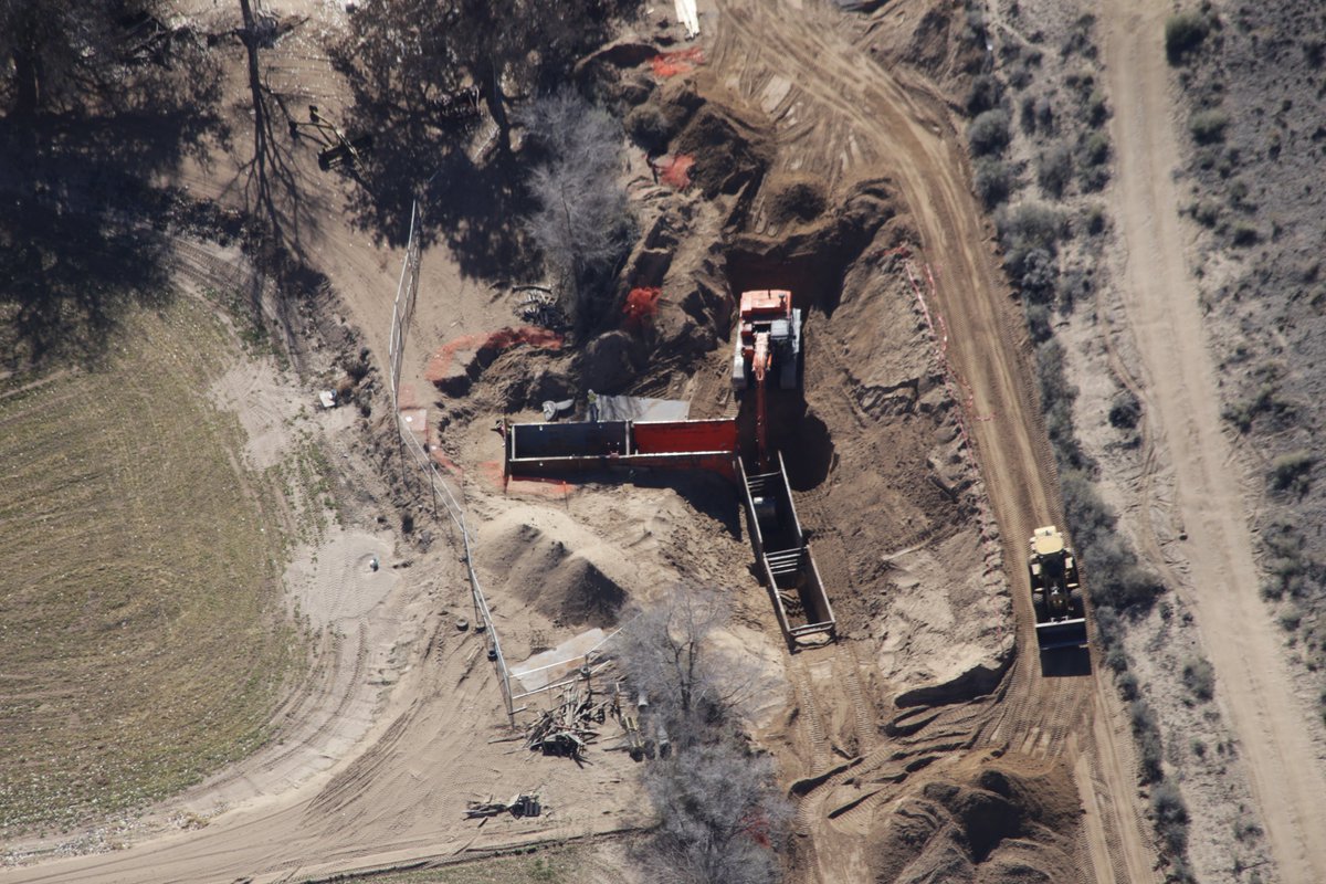 ABQFloodControl's tweet photo. #AMAFCA #FacilityFridays Currently under construction, the Black Mesa Phase II 3 Dam project will connect the outlets of Don Felipe and Raymac Dams to a single outlet. Another phase will connect the outlets of McCoy and Raymac Dams, completing the three dam outlet connection. https://t.co/dlg0EjbFHq