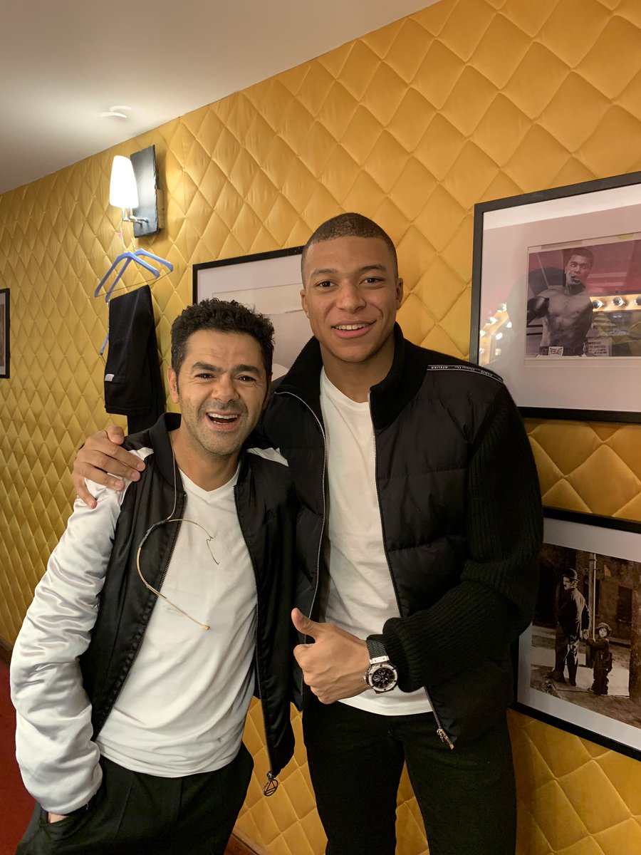 MAINTENANT OU JAMEL 🎩
Et merci pour cette surprise magnifique mon ami @DebbouzeJamel