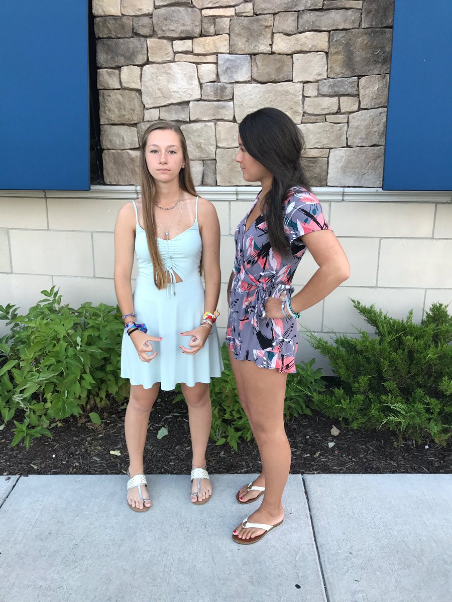 ChloeShane7's tweet photo. Happy birthday cutie!! Love you so much and can’t believe you’re an adult! Hope you have the best day can’t wait to celebrate 🥰‼️👑 @sarahnicole06 https://t.co/4PlTb4iTR3