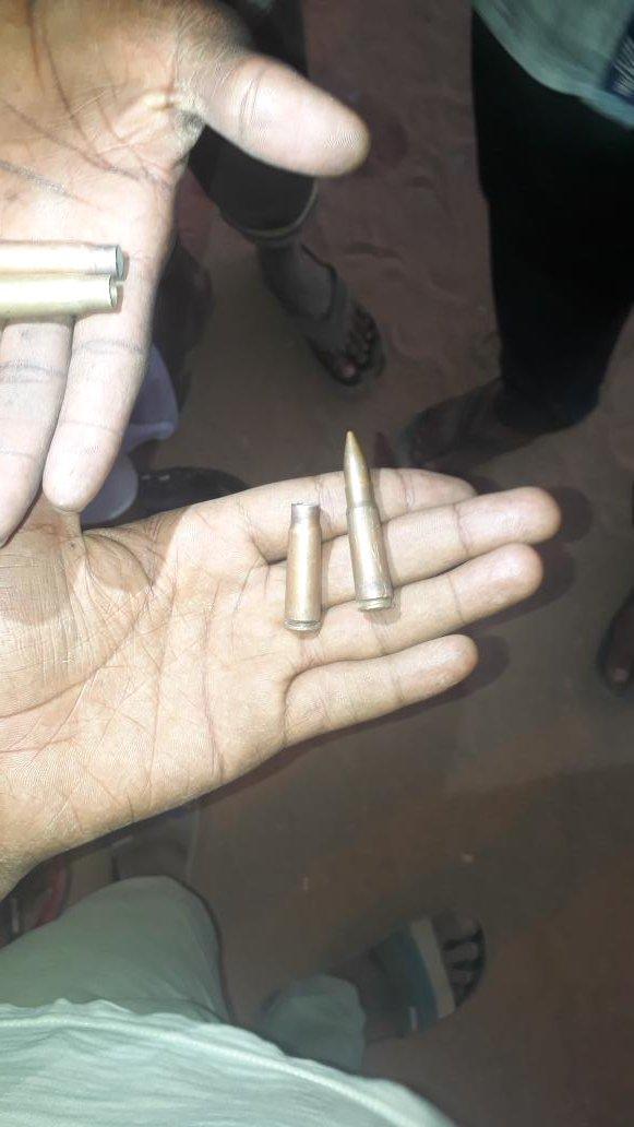 karrarjunior's tweet photo. رصاصة حية...ويقولو ليك مطاطية💔💔💔💔💔 
الحاج يوسف🔥
#مدن_السودان_تنتفض3 https://t.co/nhFLBVV83Y