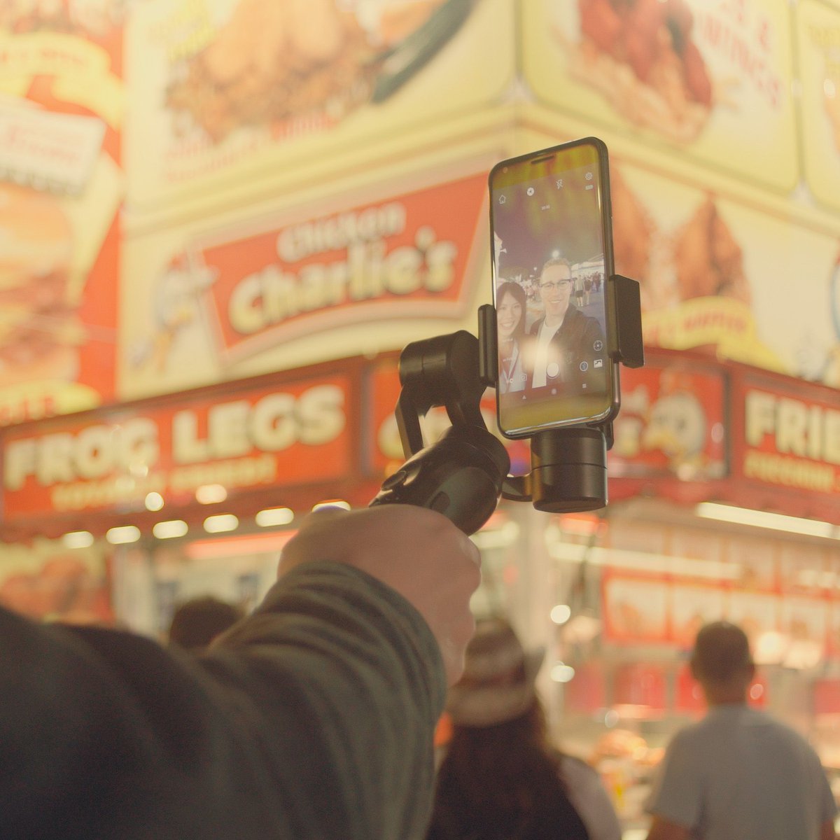 marSoarOfficial's tweet image. Capture that perfect selfie

#phonegimbal #iphonex #SmartPhoneStabilizer #GoProGimbal #photography #travel #gimbal #newtoy #MobileFilmmaking #zhiyuncrane #zhiyunweebill #zhiyuntech #zhiyun #zhiyungimbal #followfocus #3axisgimbal #3axis #zhiyunsmooth4 #marsoar #glidegimbal #selfie