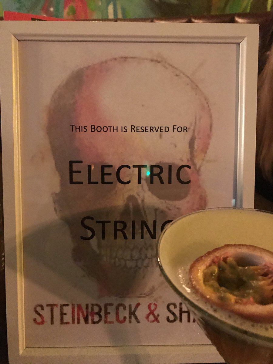 electricstring's tweet image. We are on our way, have a great festive holidays 🍾🌲❤️