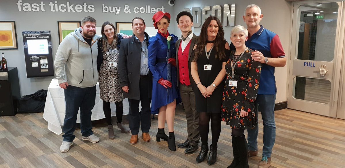 intparagon's tweet image. We're celebrating #Christmas with a #practicallyperfect private viewing of #marypoppinsreturns @ODEONCinemas in #coventgarden. #festivefriday #wecancelebrate #Supercalifragilisticexpialidocious