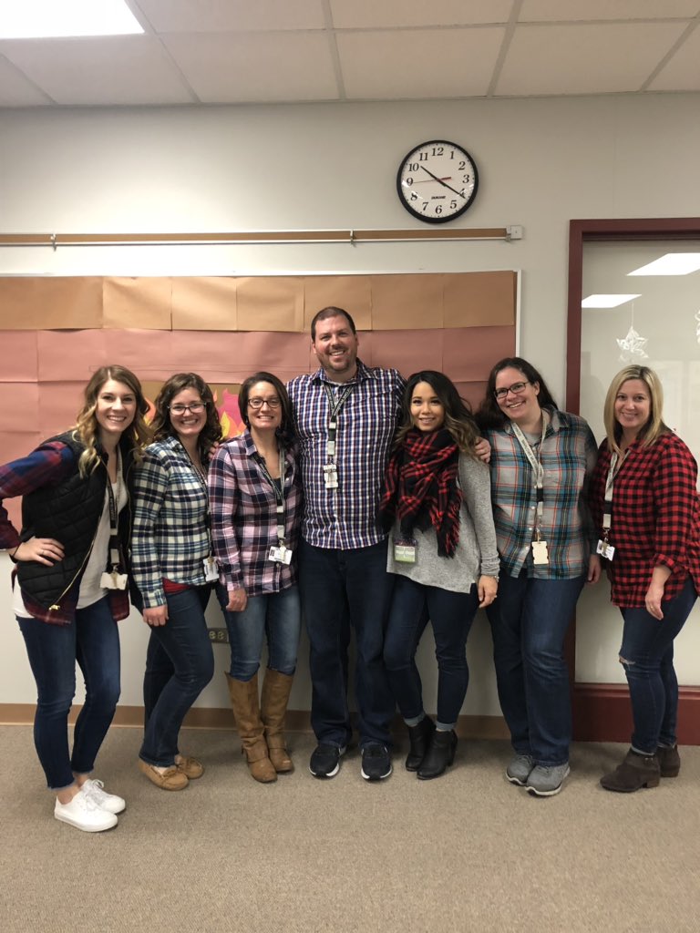 MrsDrew158's tweet photo. Happy Flannel Friday from 7-2!

#marlowe158 #team158 #MMS7two https://t.co/f5z7Q7NxKZ