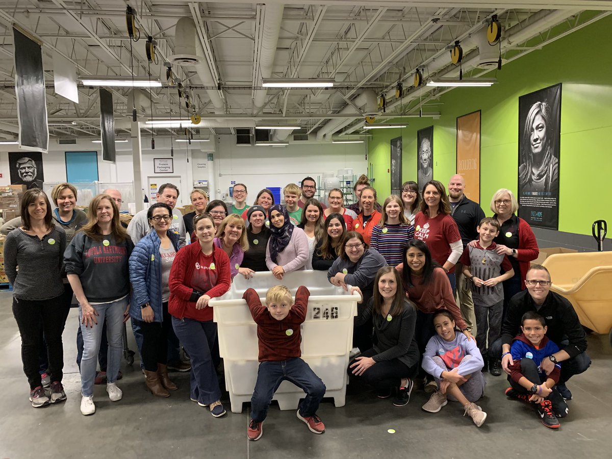 The <a href="/oucis/">OU College of International Studies</a> team finished off 2018 with a tremendous day together at the <a href="/rfbo/">Regional Food Bank of Oklahoma</a>!! #gratefuldean #prouddean #bestteamever