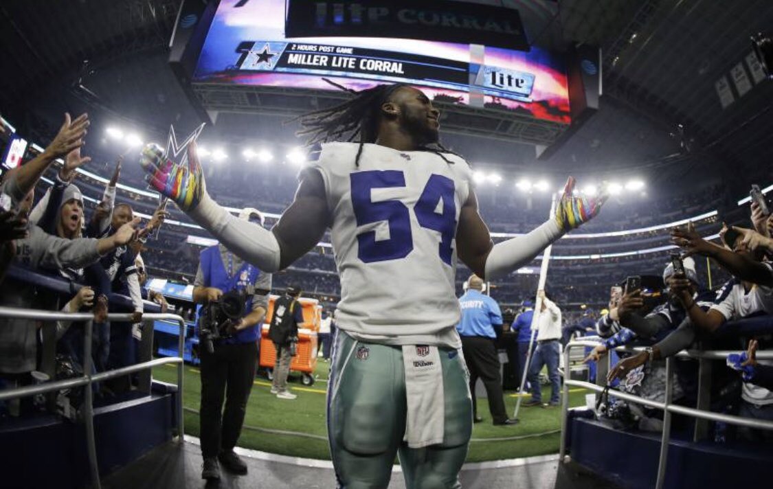 AmericasTeam_21's tweet image. 54 #ClearEyeView | #DallasCowboys