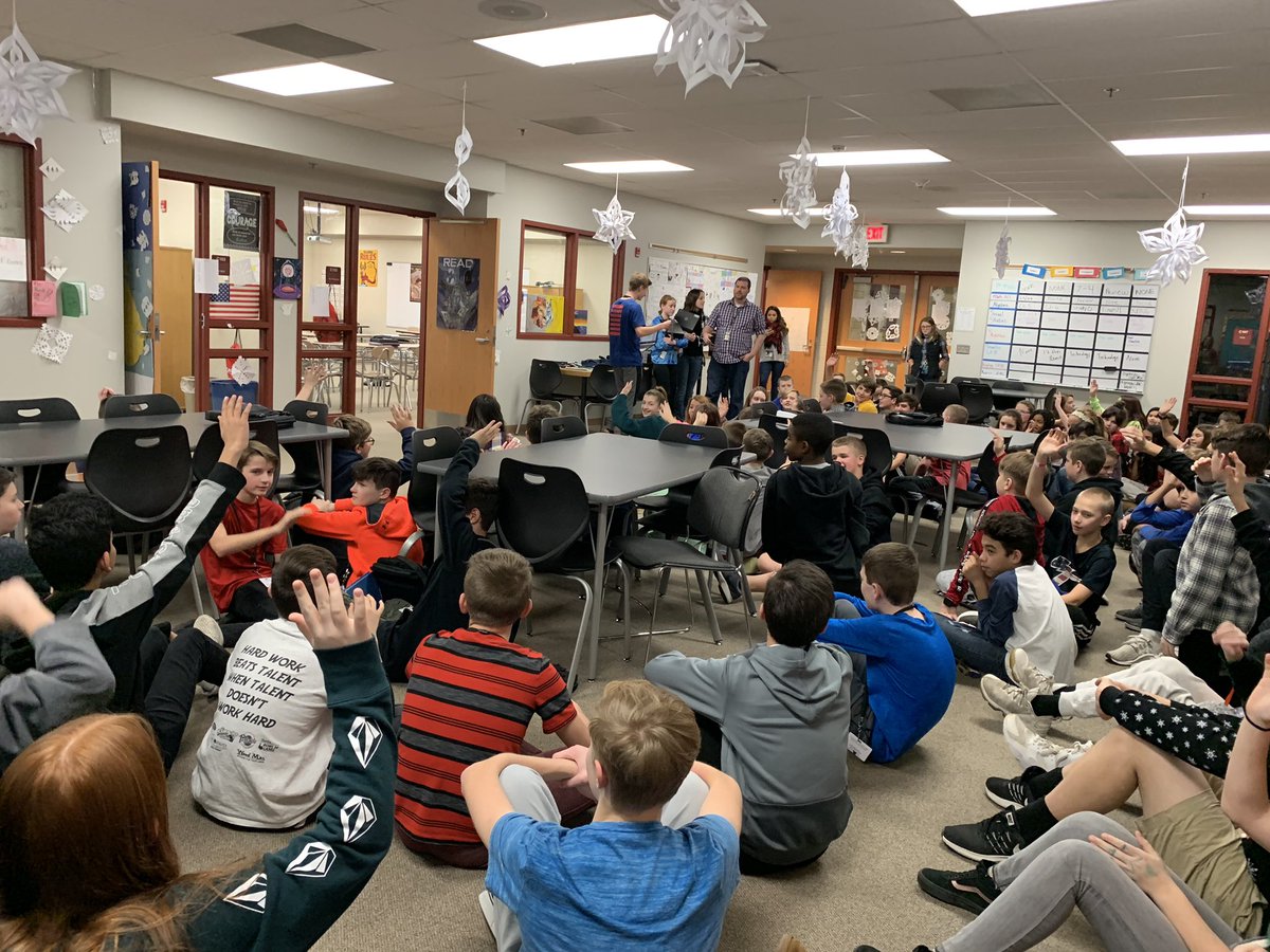 amotz158's tweet photo. We had a very successful Model Congress today! 7/10 bills were passed by the students. #MMS7two #marlowe158 https://t.co/twDTqaL3Ym