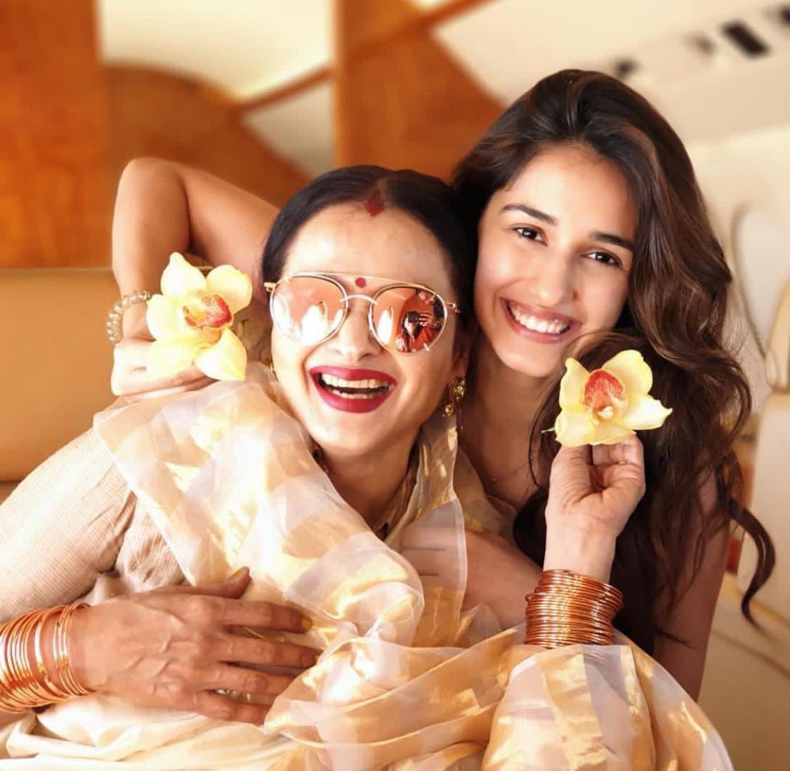 Disha_Support's tweet photo. 🌼🌼🌼 #DishaPatani https://t.co/GPJVDOgQI2