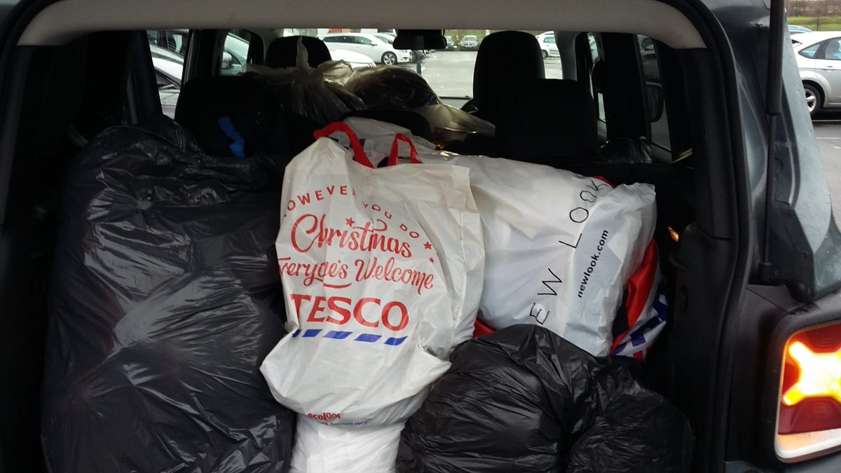 BowryLynne's tweet photo. The generosity of the ENGIE SSC employees is outstanding !
 A carload  #SharingtheWarmth clothing collection delivered to @peopleskitchen Newcastle  and the monthly foodbank collection to @bayfoodbank in North Sheilds ! 
@ENGIE_B2B_UK https://t.co/egnPgtytEM