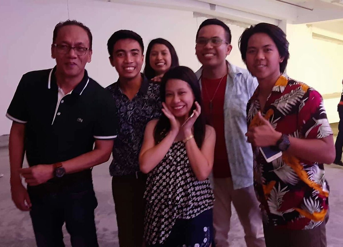 greysonmelabsss's tweet photo. di naman ako maganda pero yung engineers and bossing namin sakin pa nagpapapicture🤔😂😂 
#HavanaNight 
#TeamPPCOne❤ https://t.co/kzkDqO8qB1