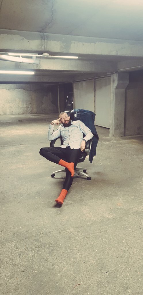 HermesBRASSEUR's tweet photo. Slt tout le monde on reprends les tournages pour la chaîne @YouTube  avec l'aide de @KerianeM du lourd très bientôt! #backonthegame #tournage #flow #swagdepatate #rt un max H. https://t.co/ZQXALyIWSK