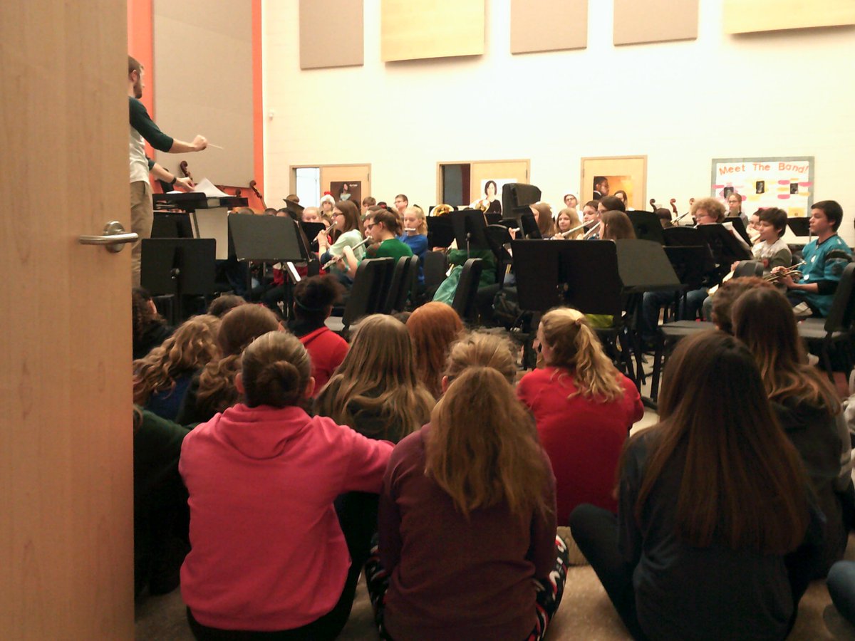 NAMSChorus's tweet photo. Today we were able to listen to the @NAMS_Bands and then they able to listen to us! #KKidsRock #KKidPride @NAMSRelatedArts @NAMS1617 https://t.co/ou7SsoRu6P