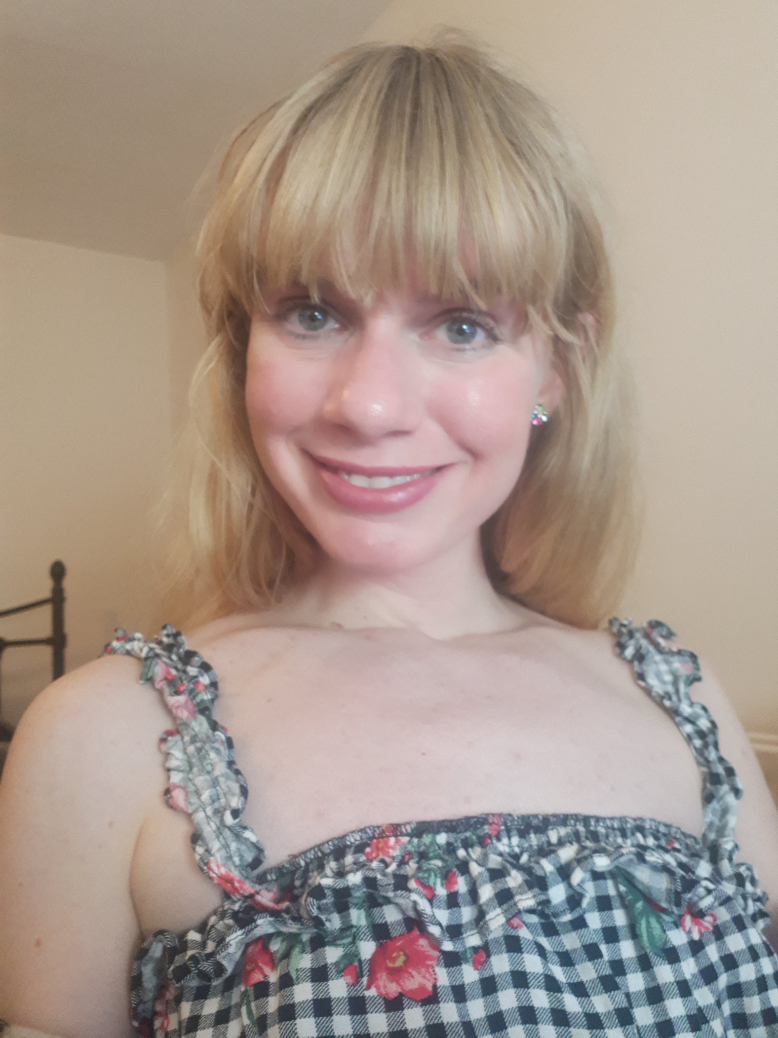 TW Pornstars Heidi Bush. Twitter. Post run glow 😁👱‍♀️ firsttweetinages socialmediafail. 650