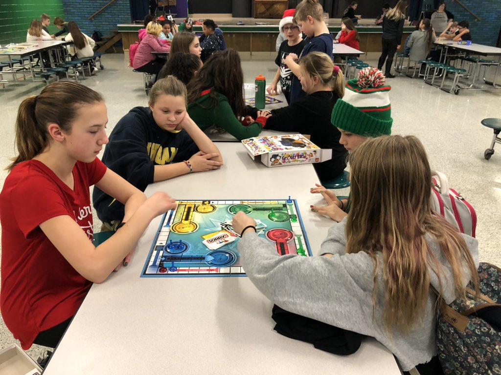 frcswilde's tweet photo. Our first try of WEB games with the 6th grade was a BIG hit! #WARH https://t.co/0k8BSIPbVw