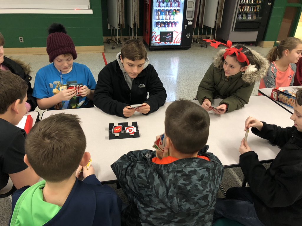 frcswilde's tweet photo. Our first try of WEB games with the 6th grade was a BIG hit! #WARH https://t.co/0k8BSIPbVw
