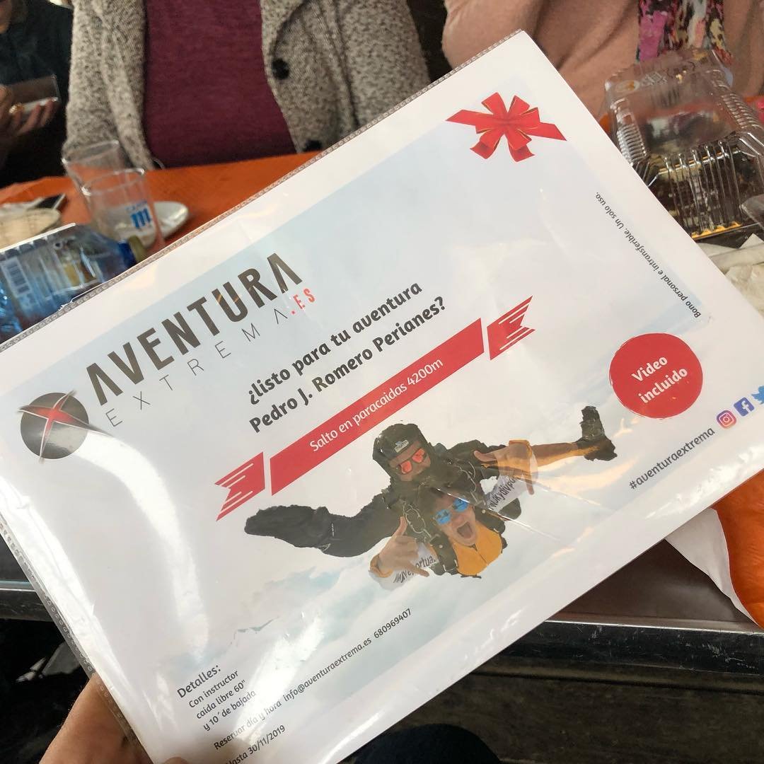 En estas fiestas ¡regala experiencia! Disponemos de bonos regalo en todas nuestras actividades #puenting #paracaidismo #viasferratas #cursosdeescalada #montaña ¡se original estas fiestas!

Etiquetanos con tu experiencia #aventuraextrema

#bonoregalo #regalo #original #experiencia