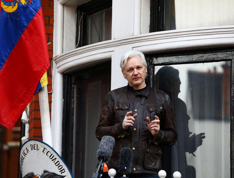 ReutersLatam's tweet image. ONU pide a Reino Unido que Assange pueda salir de embajada Ecuador libremente reut.rs/2T1QxYY