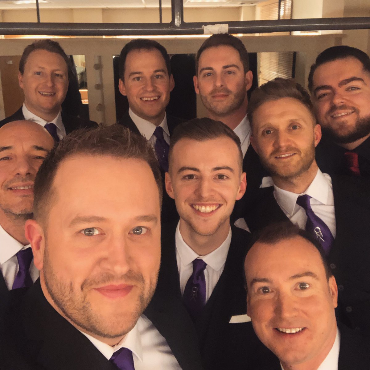 onlymenaloud's tweet photo. It’s time for our last gig of 2018. Thank you to everyone who has supported us over the last year. Have a fantastic Christmas! #DecadeTour #oma @Brycheiniog @Orchard_live https://t.co/kv6ZHcSpTz