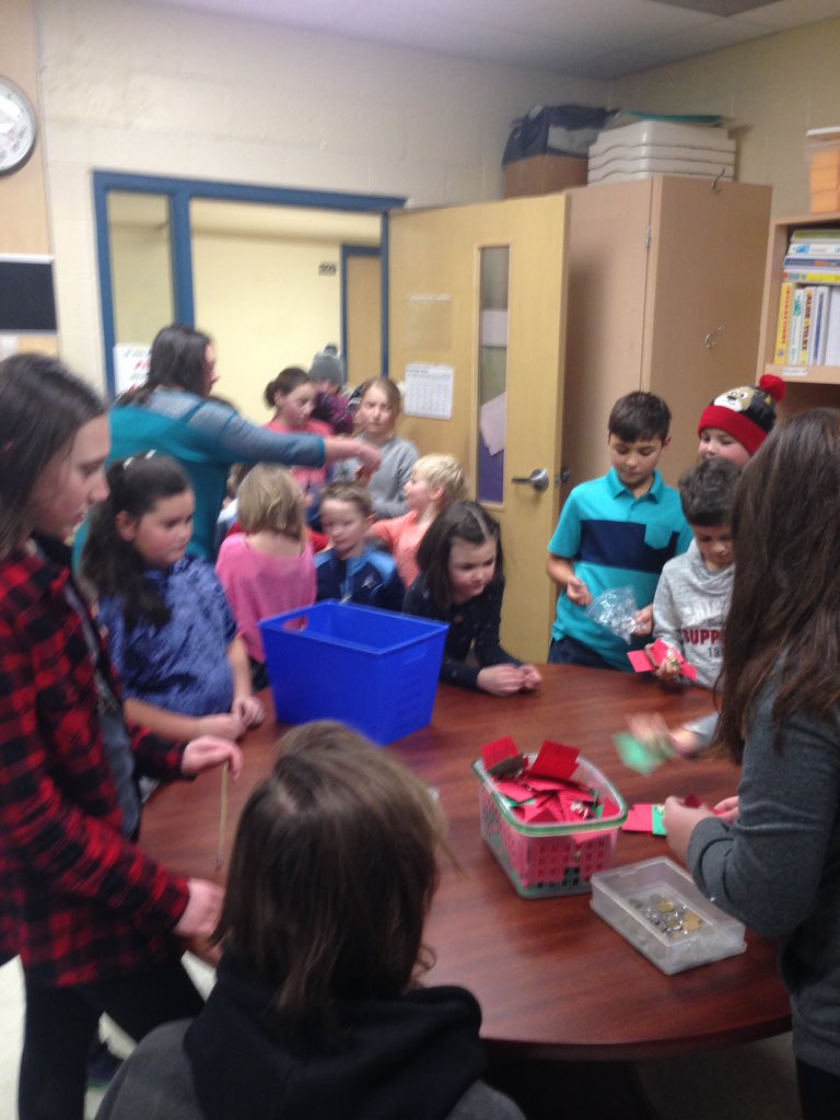 WarminsterES's tweet photo. Thanks to Mrs. Sheridan's and Mr. Stockdale's classes for raising over $250 in candy grams to help Lidia continue to attend school in Tierra Linda, Guatemala! #pasoporpaso #SeasonOfGiving https://t.co/TCxb93QF9c