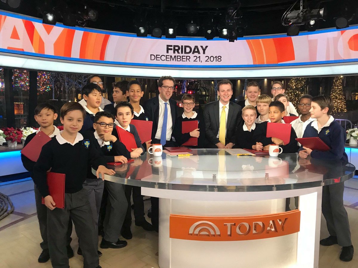 An early start with the boys of @SaintThomasNYC to sing on the @TODAYshow this morning.