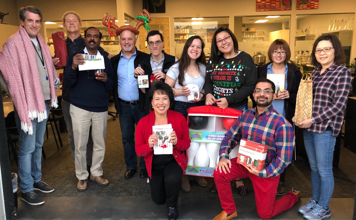 DrugDeliveryExp's tweet photo. Thanks to our friends and family for attending our holiday party last night! We enjoyed great food, laughs, and, of course, a very competitive game of white elephant. Happy holidays! https://t.co/Dz9HYzfK6z