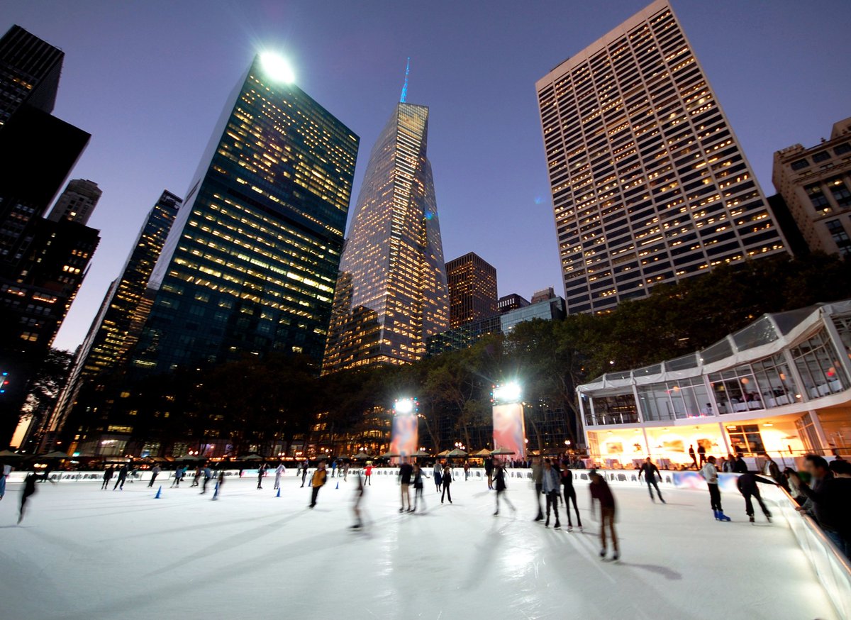 There's nothing like winter in #NewYorkCity. Happy #WinterSolstice! ❄⛄ #lovewhereyoulive