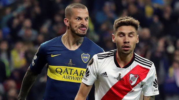 Que lástima <a href="/PipaBenedetto/">Darío Benedetto</a> ... sos un crack jugando. Grito tus goles!
Pero como tipo la pifias feo.
1) Alabaste a Di Zeo.
2) Incitas a la violencia.
3) Y burlándote del rival que después nos termina ganando nos haces quedar como bobos.