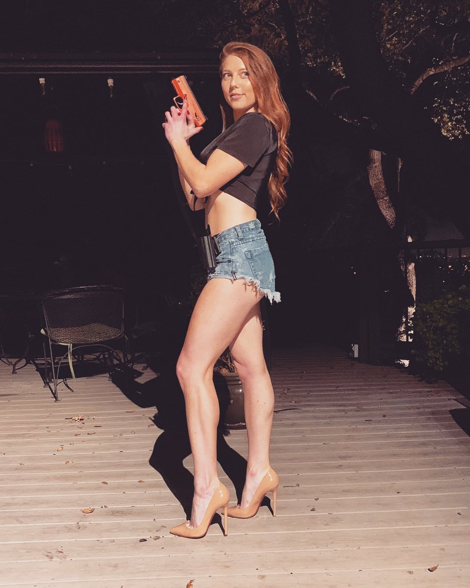 byrnanation's tweet photo. After an extensive search, please welcome our new Byrna girl Samantha Frances who we are proud to have repping us at the 2019 #nascar races where we sponsor @rickwareracing 
#byrnanation #selfdefensewomen #pepperspray #nonlethalselfdefense #selfdefense #nascarsponsor https://t.co/PMVS7hCFrg