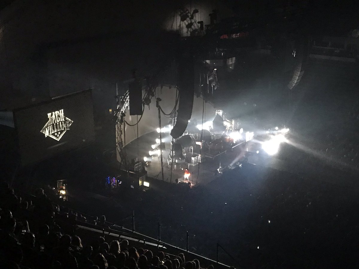 jhampt's tweet photo. @mynameiscorey this is what’s going down tonight!!! Up next is @4kingandcountry https://t.co/7myYUmKUhV