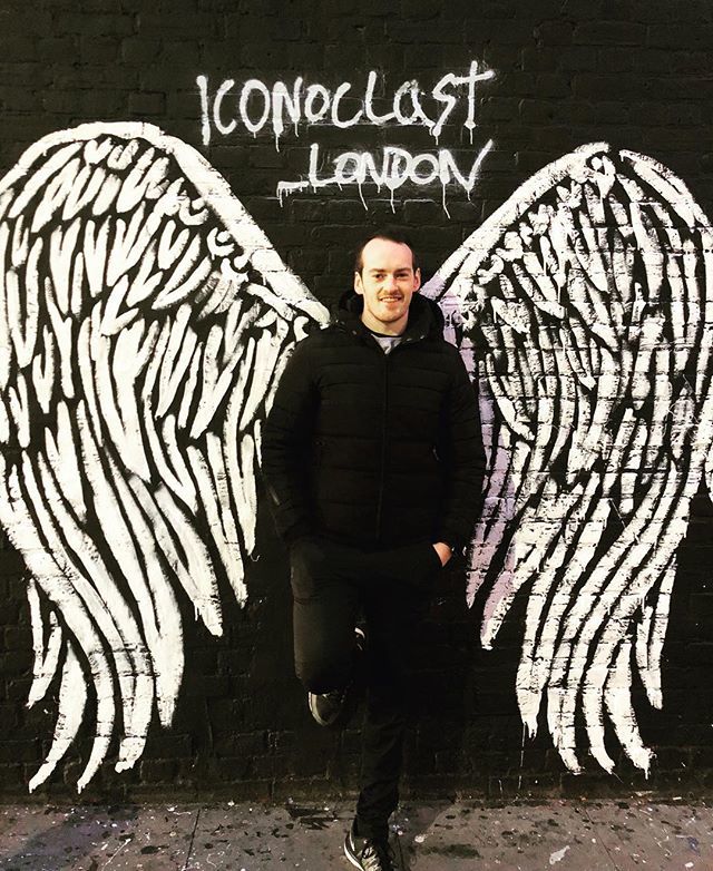 Leclesh's tweet photo. *iconic
.
.
.
#london #uk #citylife #streetart #sunday #sundayvibes #photograph #wings #weekendstyle #strolls #topoftheleague #instaart https://t.co/iCa7iZnrcI https://t.co/LbkFp0qAnL