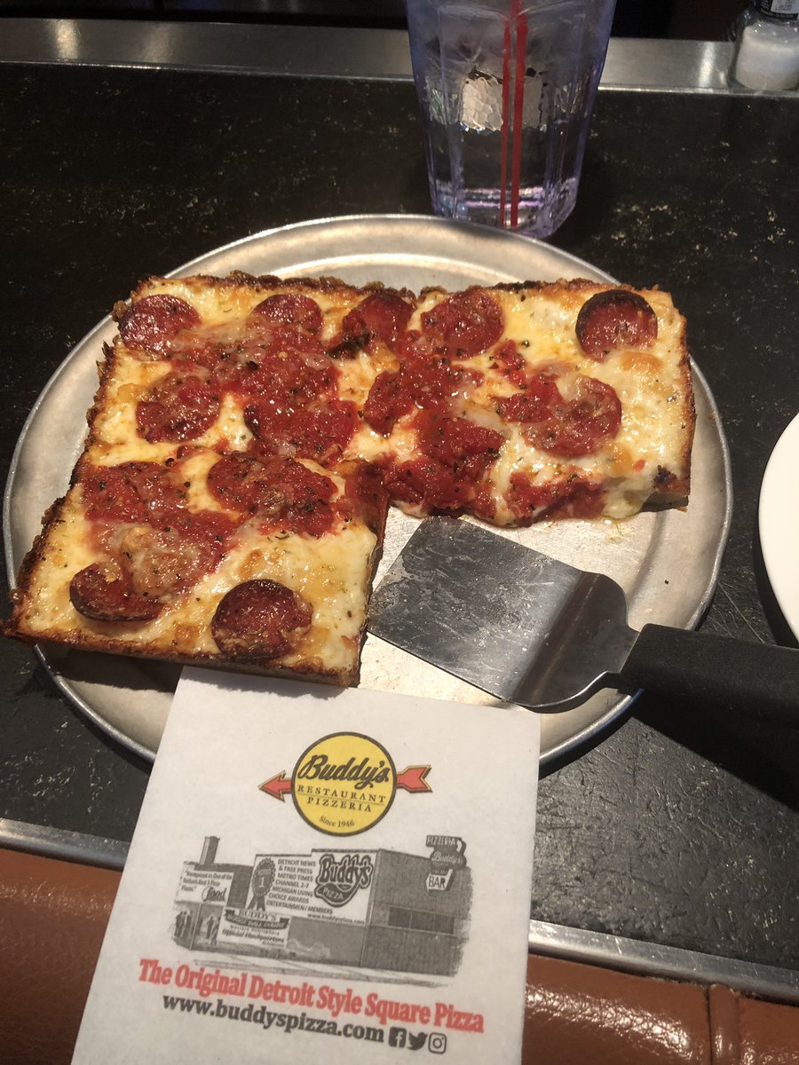 nateman8's tweet photo. @bigjimmurray  good call with Buddy’s Pizza in Detroit, it’s on my top 5 https://t.co/u3XqIbVdi8