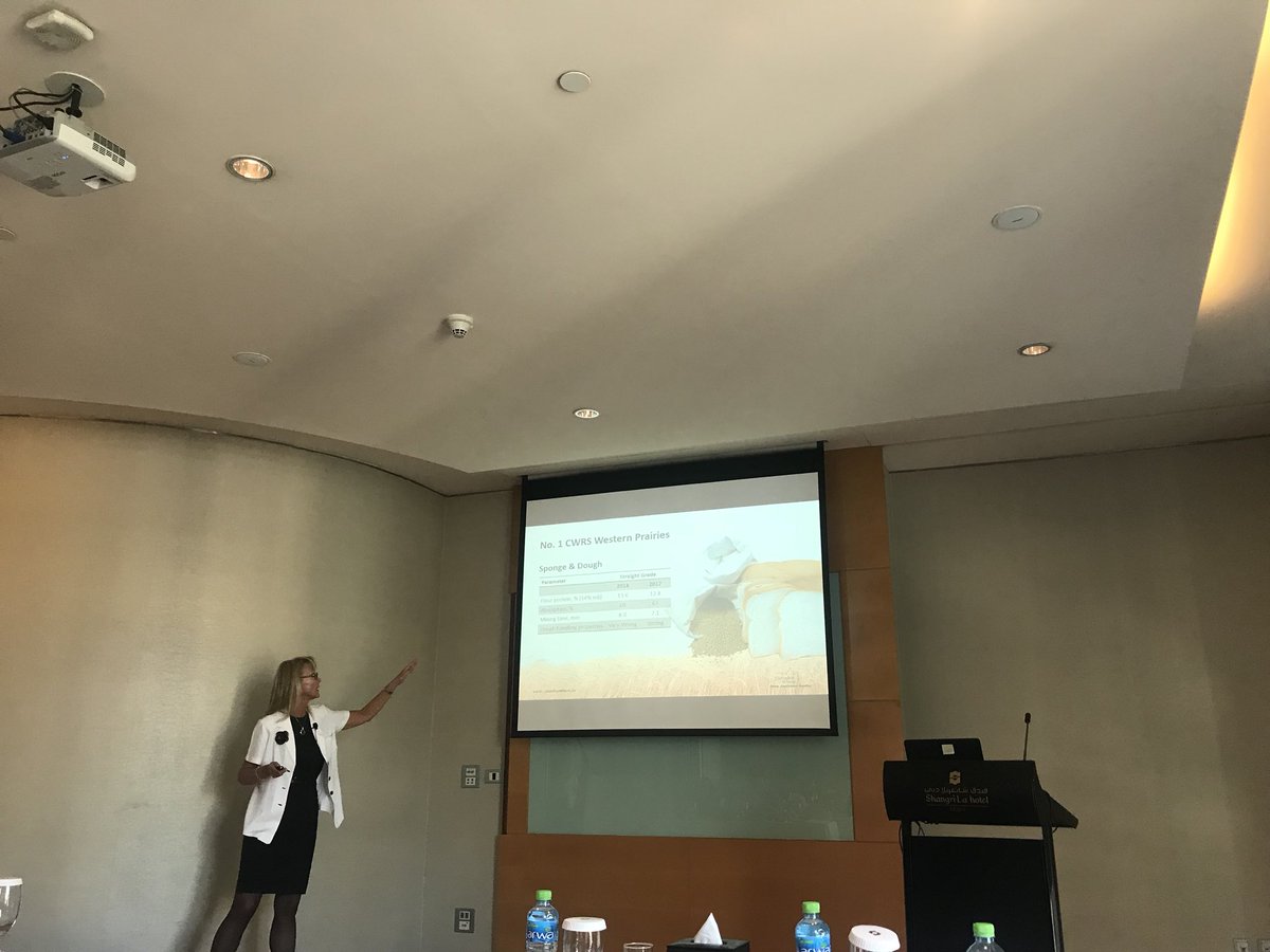 Hassanr1971's tweet photo. Canada’s New Crop Seminar is back to UAE with positive info on a strong 2018 #wheat crop🌾🌾 a well attended event by leading #uae #grain importers and #millers w discussions on #grainfarming #baking #farmingtechnologies & more! https://t.co/ImnL0aympy