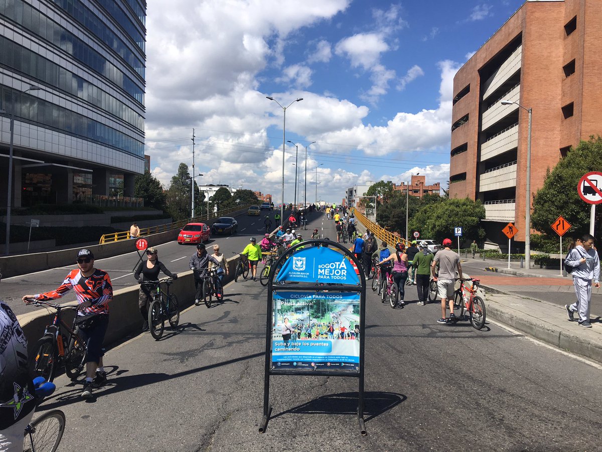 Penalosa_G's tweet photo. One of my most joyful moments, truly heart, body and soul, is to walk, run, or bike on #Bogota’s #Ciclovia/#OpenStreets. Today, magnificent. 1.7 million people, all ages &amp; abilities. 121 k, 52 Sundays. #DoableEverywhere https://t.co/4VzK6sh2UN