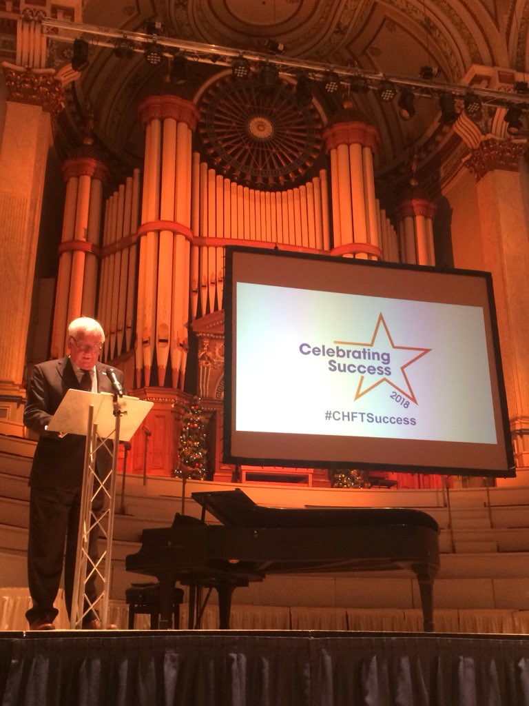 KirkleesMayor's tweet photo. Wednesday December 5th 2018 honoured to attend @CHFTNHS #CS2018 @HuddsTownHall Wonderful evening celebrating our amazing NHS Staff. You’re all winners! (I work for the NHS too!) Special thanks to Brian Moore for looking after us - a real gent! https://t.co/qiQZ5AeMdq
