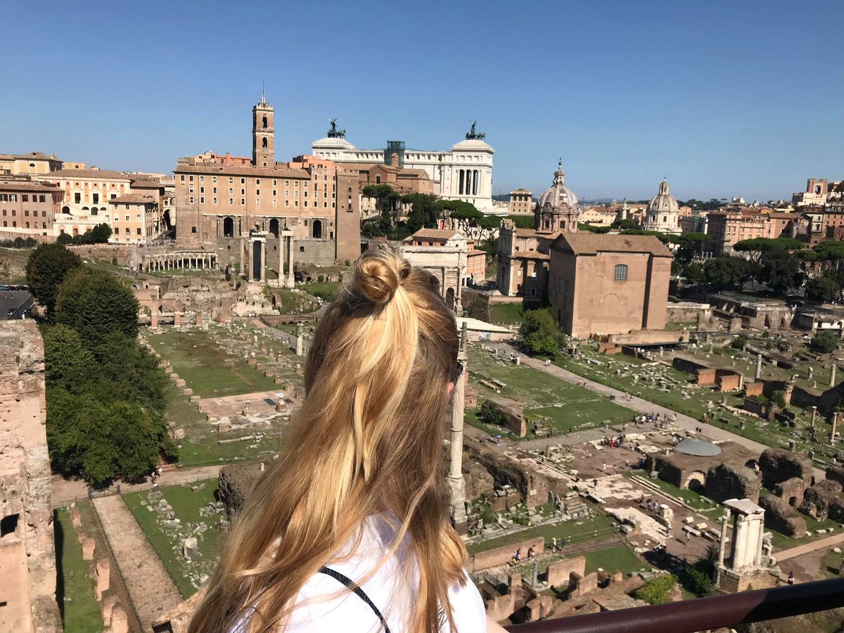 NoiramChat's tweet photo. Parce que l'Italie me manque. https://t.co/qX7ZJooU7V