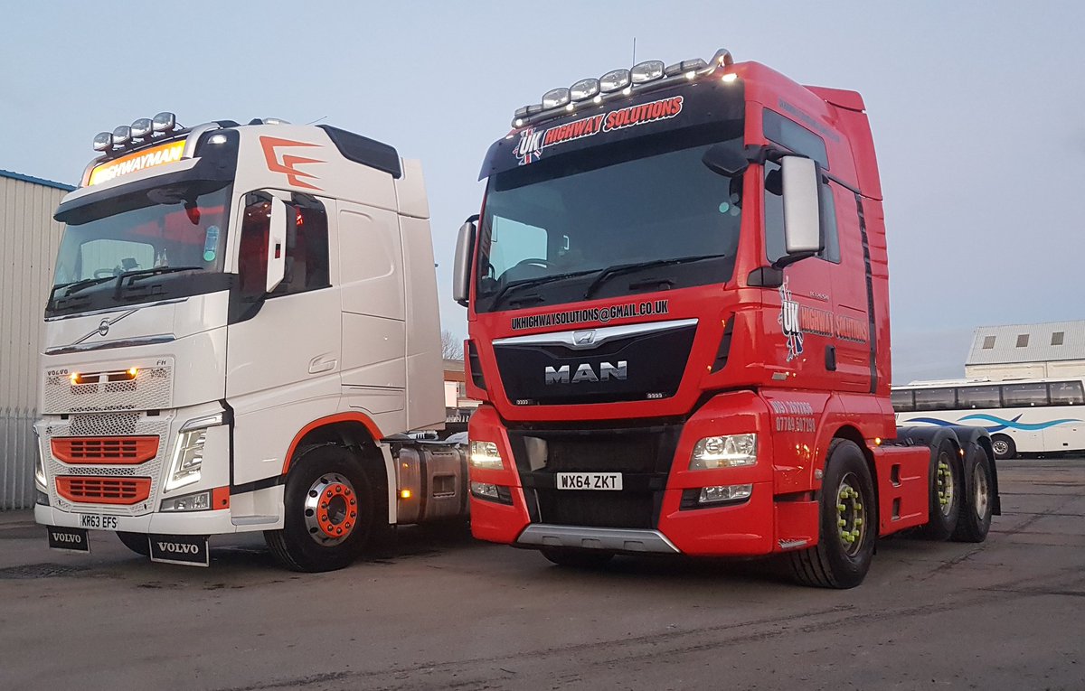 greenleader1's tweet photo. #volvo @VolvoTrucksUK @mantruckbusuk #ukhighwaysolutions #universalhire https://t.co/d5kxOBRoeR