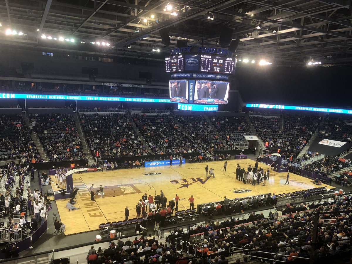 Zane_Clodfelter's tweet photo. This Ford Center crowd is impressive, but so is Ball State. #PurpleAces https://t.co/kgipKFo4zp