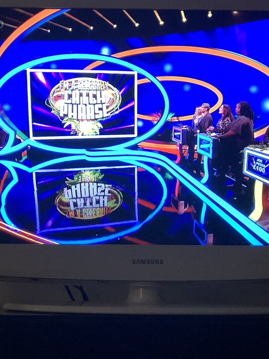 Loving <a href="/helenflanagan1/">Helen Flanagan</a> style on <a href="/Catchphrase/">Catchphrase</a> shop similar here satisfashion.co.uk/product/leopar…