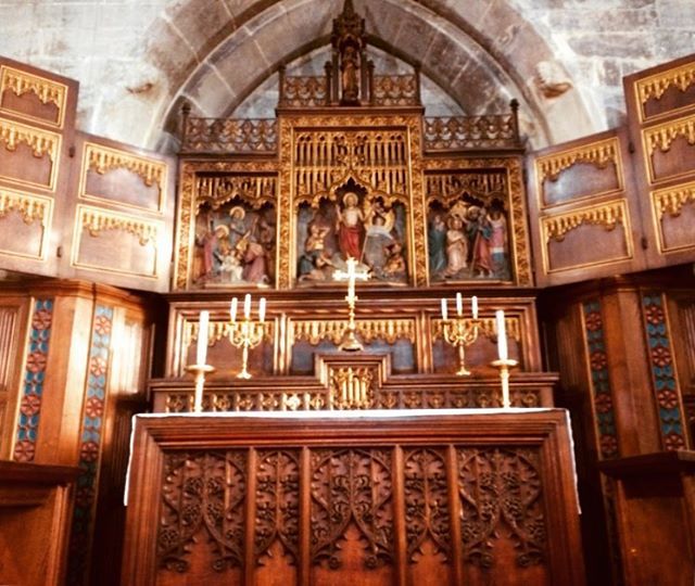 Ornate alter, St. Botolph's church, Boston, Lincolnsire.

#alter #church #churches #crucifix #christ #christian #christianity #woodlovers #wood #lincolnshire #uk 
@bostonstump ---------------------- @lincolncathedral  @lincolnshirewalks @lincolncastle @nationalcraftanddesign…
