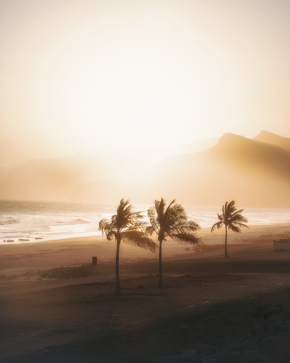 #sunset #beautiful #salalah
instagram.com/p/BrLbCp5h-XB/…