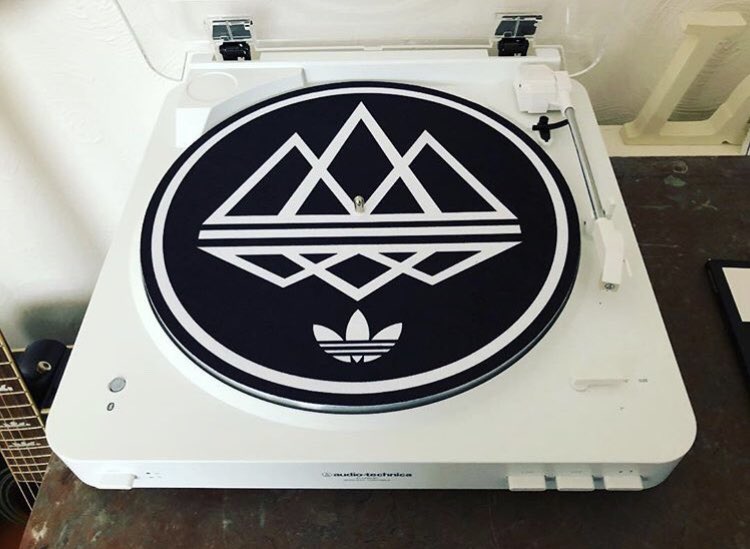 @SPZL_PPL @dougmcp @My_Big_Name @man_savings @3_stripes4life @Adidasonfoot @casuallyadidas @casualsdirect @adidasanorak @AdiSneakerFreak @TheFatBandit999 @OriginalSoleog Slipmat anyone?