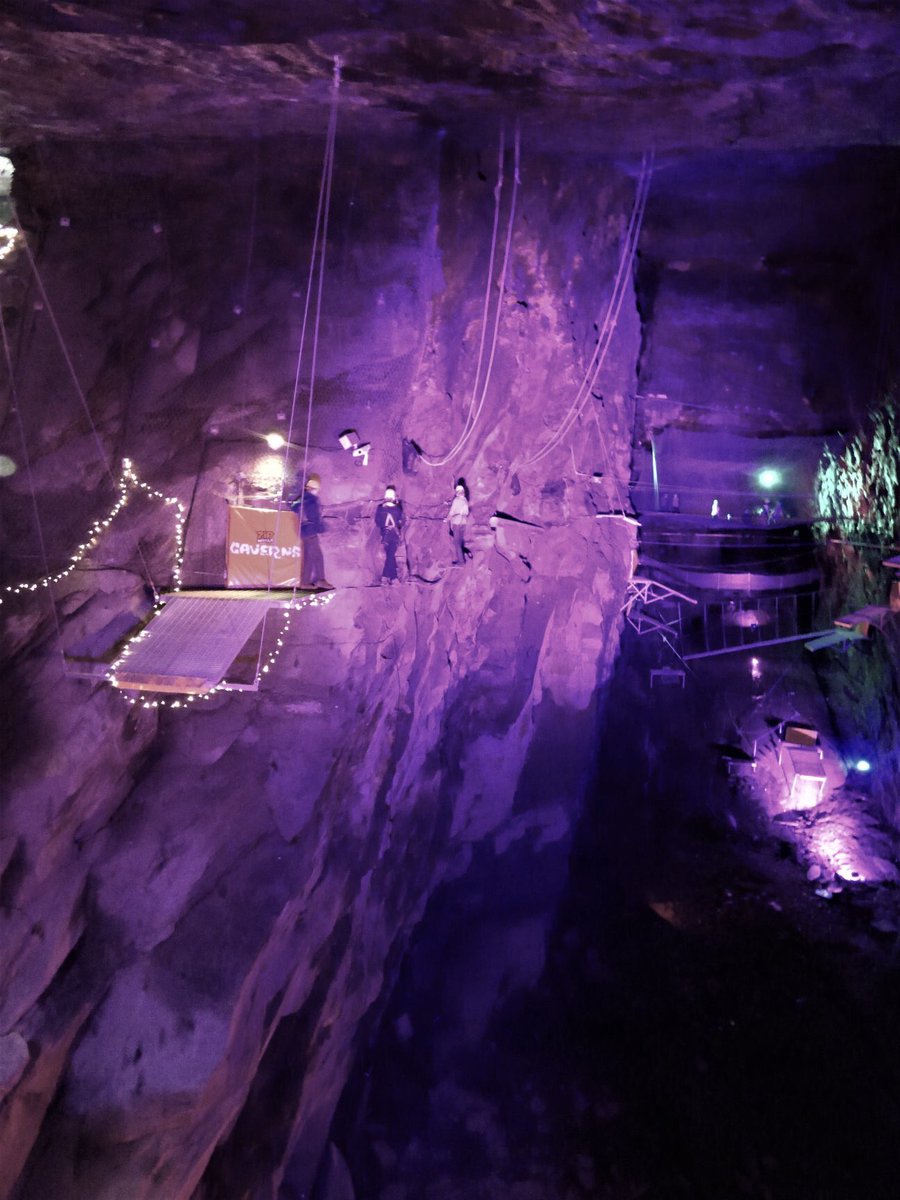 2ndCheadle's tweet photo. Members of #discoveryexplorers enjoyed a great session exploring #Lleckwedd Slate Mine Caverns @ZipWorldUK in #snowdonia #wales https://t.co/9LaERRNIeD