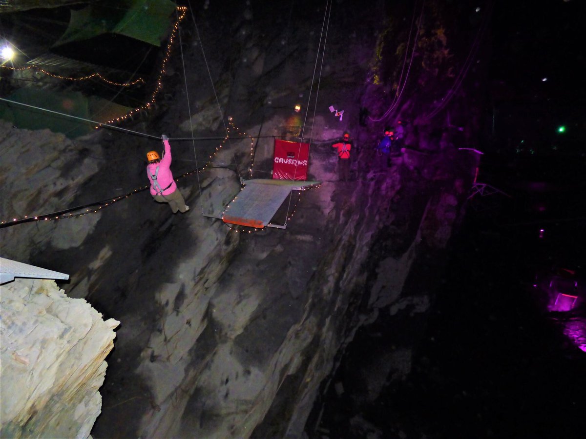 2ndCheadle's tweet photo. Members of #discoveryexplorers enjoyed a great session exploring #Lleckwedd Slate Mine Caverns @ZipWorldUK in #snowdonia #wales https://t.co/9LaERRNIeD