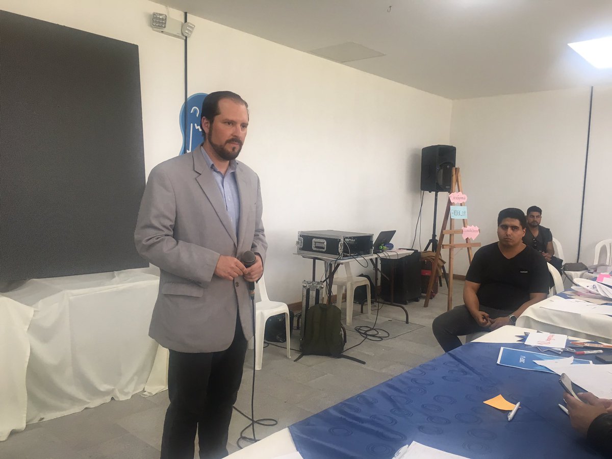 EDEC_EP's tweet photo. Tres ideas son finalistas del #IdeatónCuenca2018: #TurismoRural en #Quingeo, sorbetes de material #biodegradable, y una plataforma web de compra y venta para #emprendedores.
#CuencaEmprende 👏💪 #CuencaConecta https://t.co/SnfcDXxnaF