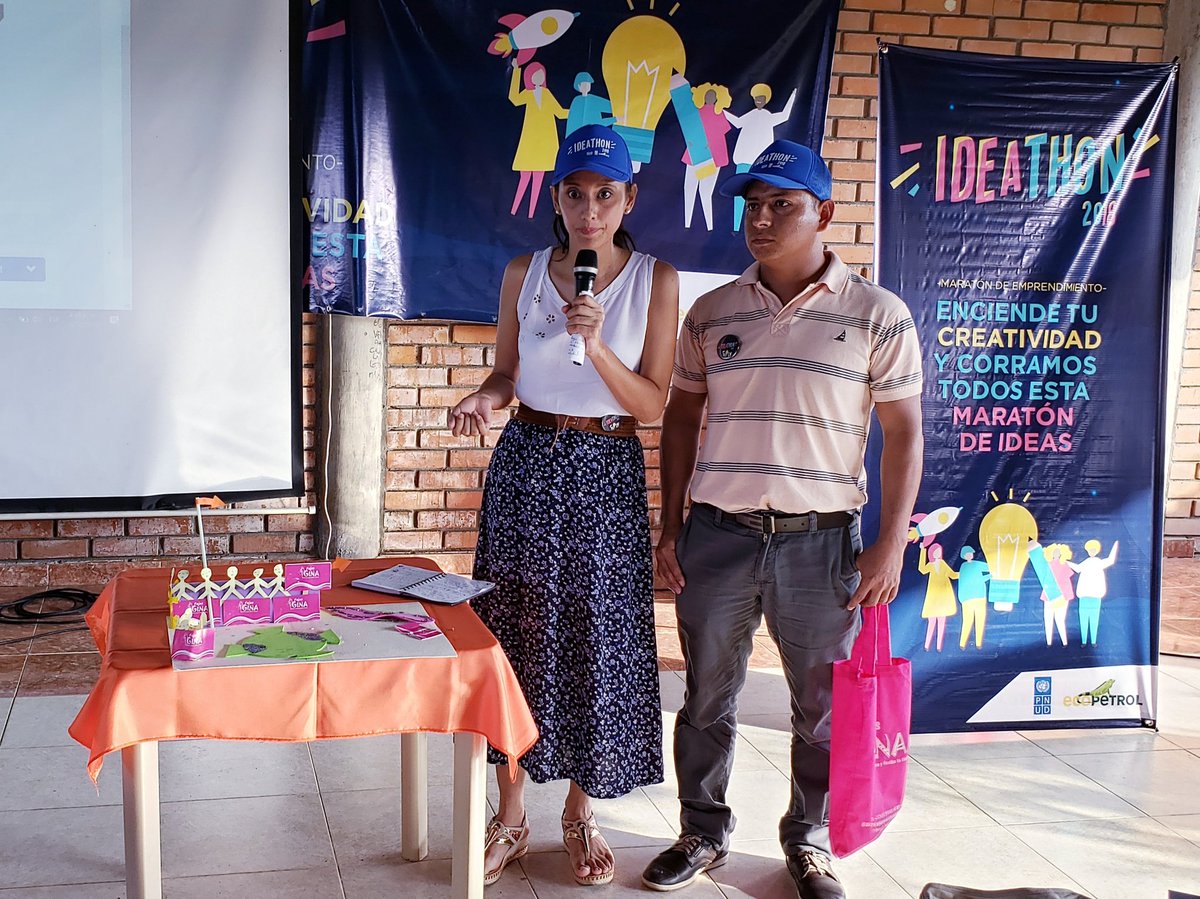p4sco's tweet photo. Fajas moldeadoras y postquirúrgicas en La #Ideathon18 en #Putumayo nos sorprende gratamente con un jurado maravilloso, conformado únicamente por hermosas mujeres.
@PnudColombia @ECOPETROL_SA https://t.co/lyd6g06YSD https://t.co/ZK3ae5pa3h