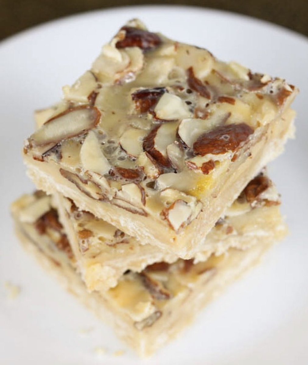 This Almond Pecan Pie Bars recipe is easy to make and has a shortbread like crust with a yummy filling filled with almonds and pecans.

farmwifecooks.com/almond-pecan-p…