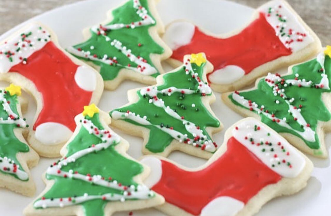 Sugar cookies are great for any Holiday but are a must for Christmas! These Sour Cream Sugar Cookies will have everyone coming back for seconds!🎅🏼

farmwifecooks.com/sour-cream-sug…