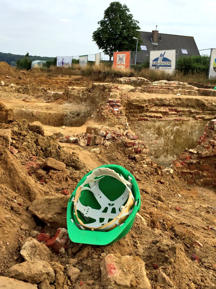 ProfPeterDoyle's tweet image. Looking forward to talking results from @DigHill80 in Ieper tomorrow #WW1 @SimonVerdegem @GERArmyResearch