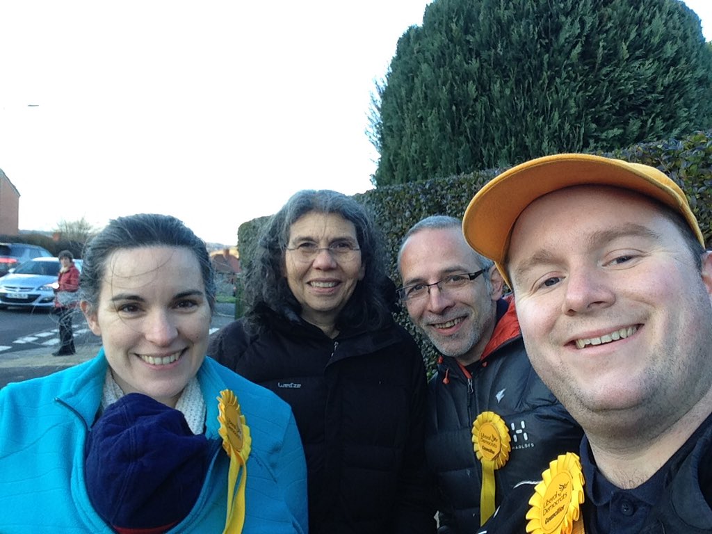 RichardShawLD's tweet image. Lovely sunny afternoon today for a session surveying residents in #Greenhill with @LibDemLaura and @SheffLibDems team. Positive reception from residents appreciating us calling round despite the cold. #LibDemDoorstep